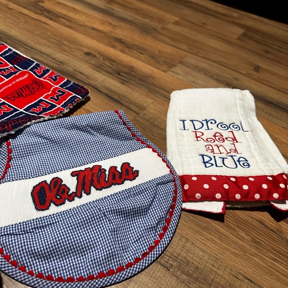 Ole Miss Burp Rags - Picture 3 of 3